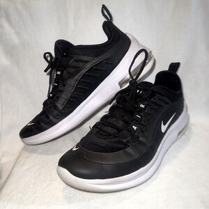 Nike Air Max Axis